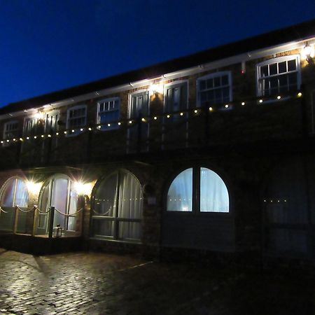 The Windmill Hotel Scarborough Exterior photo